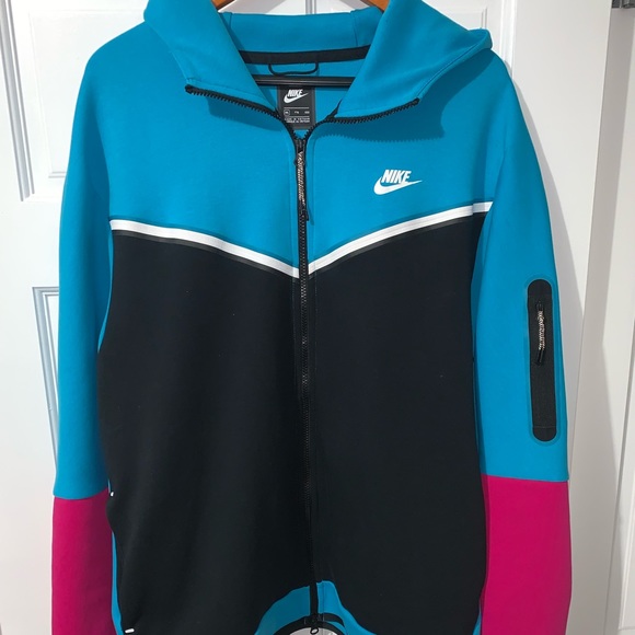 Nike Other - Nike Sportswear Tech Fleece